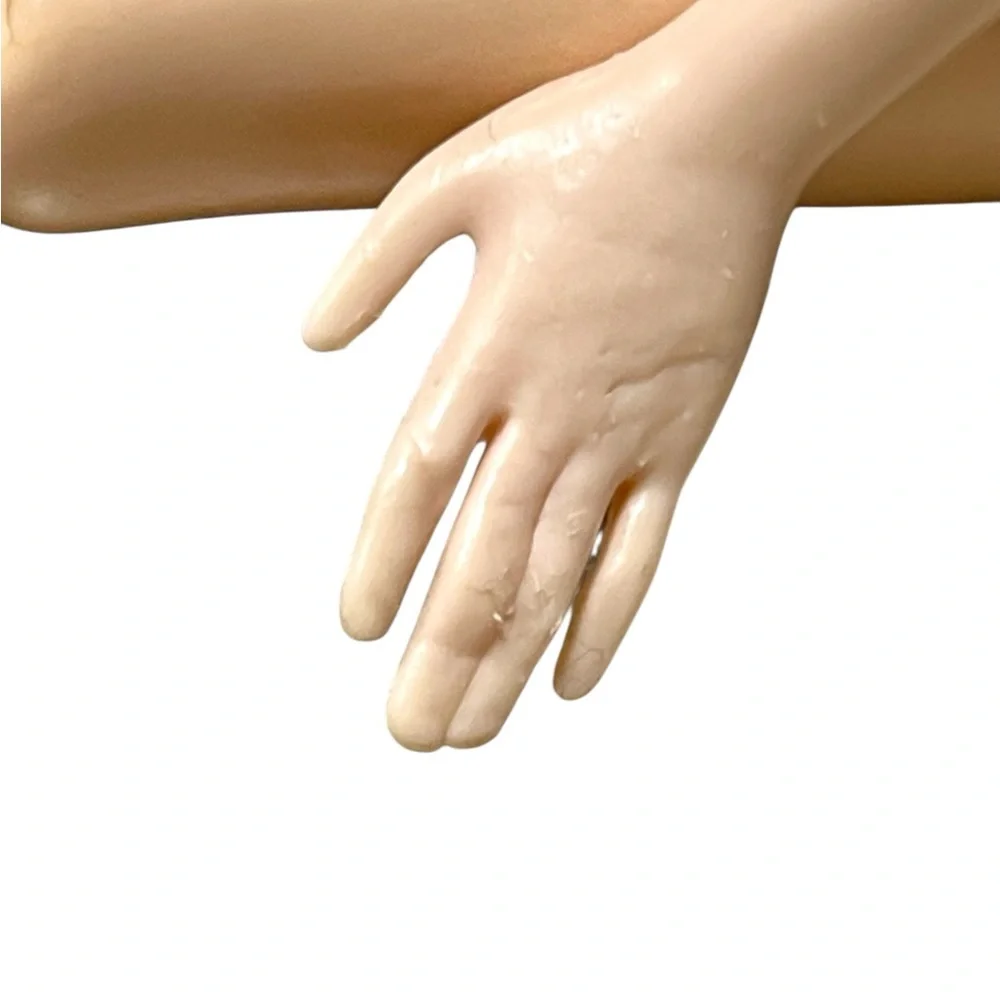 Vintage Barbie doll with short strawberry blonde hair - Picture 6 of 11